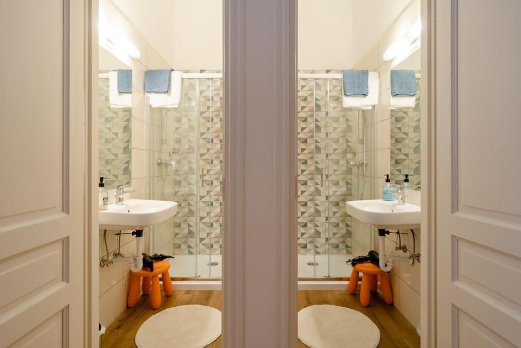 Apartament Lovely Flat In The Heart Of