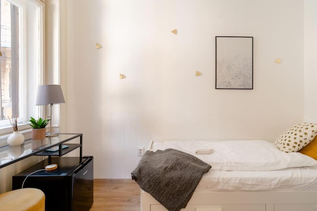 Apartament Lovely Flat In The Heart Of Budapeszt