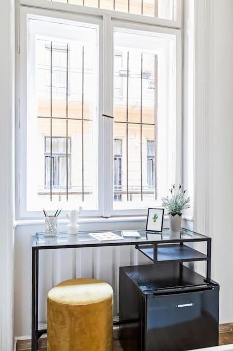 Apartment Lovely Flat In The Heart Of *